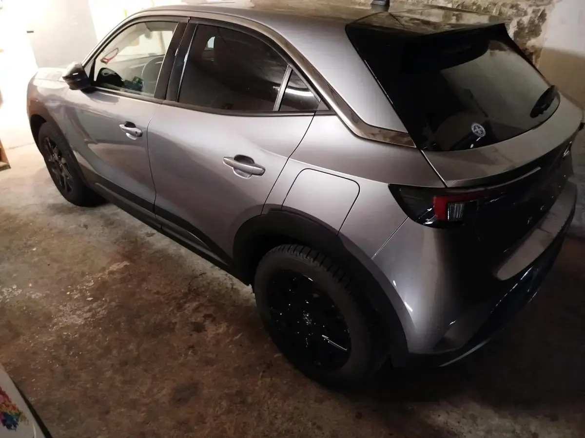 Usata Opel Mokka Elegance 130 CV (95 kW) 2021 Argento SUV
