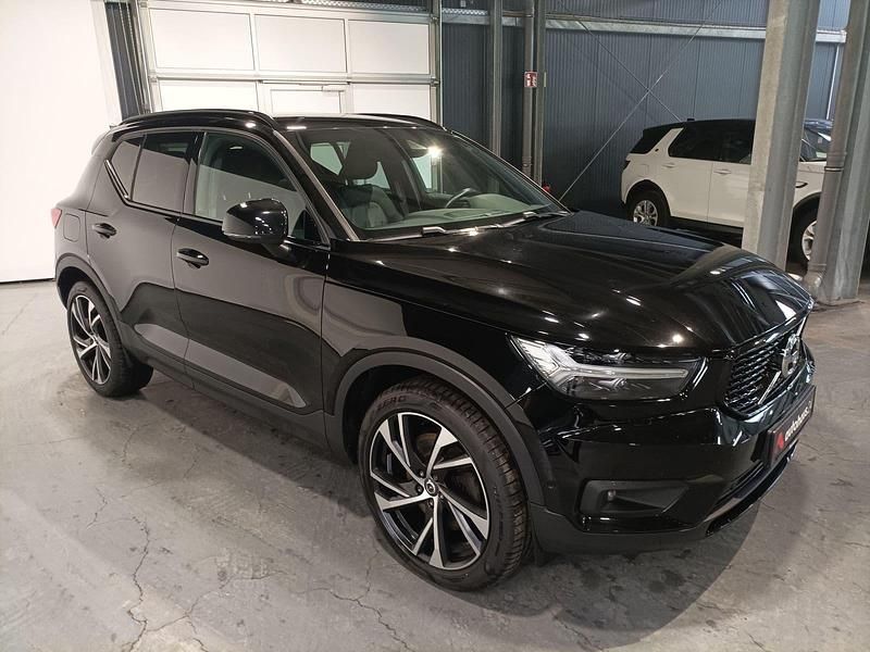 Schwarz Gebraucht 2021 Volvo XC40 R-Design SUV | 25.220 € (Guter Preis) - Bild 1/4