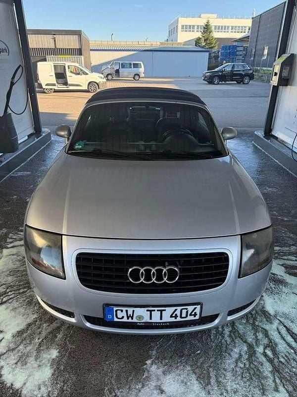 Silber Gebraucht 2003 Audi TT Roadster Cabrio | 2.500 € (Fairer Preis) - Bild 1/4