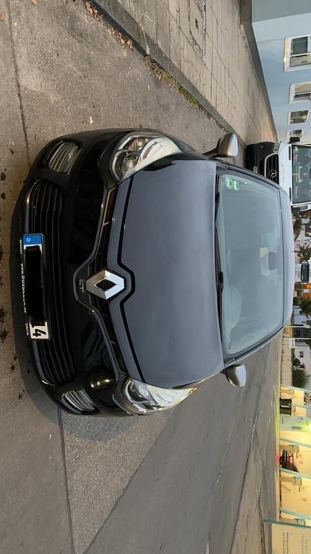 Schwarz Gebraucht 2014 Renault Clio IV GT Limousine | 6.900 € (Guter Preis) - Bild 1/4