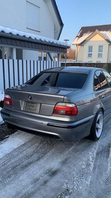 Gebraucht BMW 525 163 PS (119 kW) 2002 Grau Limousine