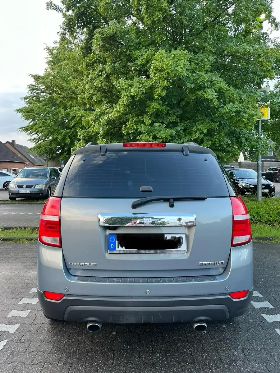 Gebraucht Chevrolet Captiva 184 PS (135 kW) 2012 Grau SUV