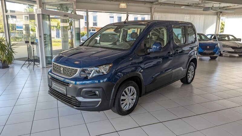 Nachtblau Gebraucht 2020 Peugeot Rifter Active Van / Kleinbus | 19.190 € (Fairer Preis) - Bild 1/4