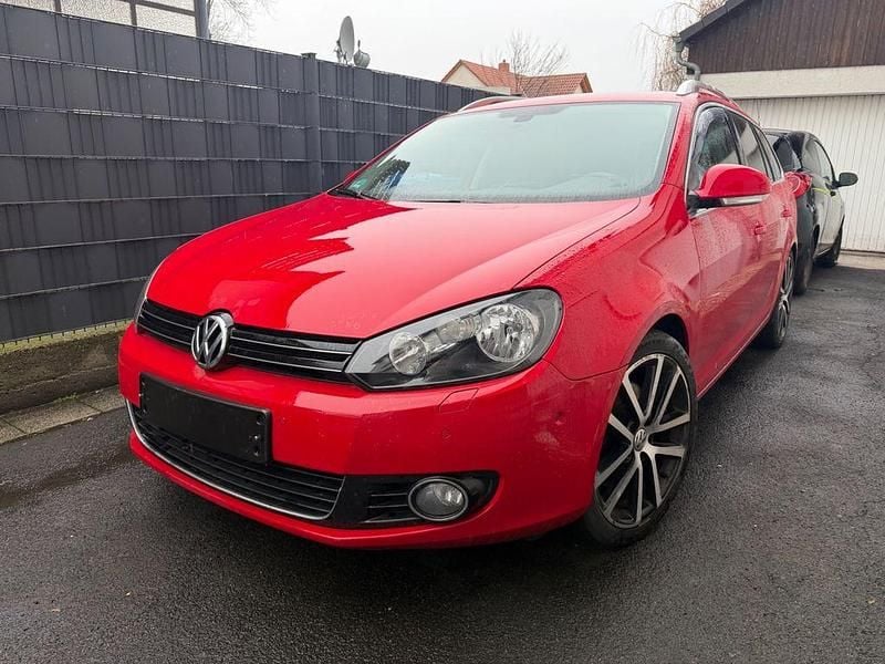 Gebraucht VW Golf VI Highline 160 PS (117 kW) 2011 Rot Kleinwagen