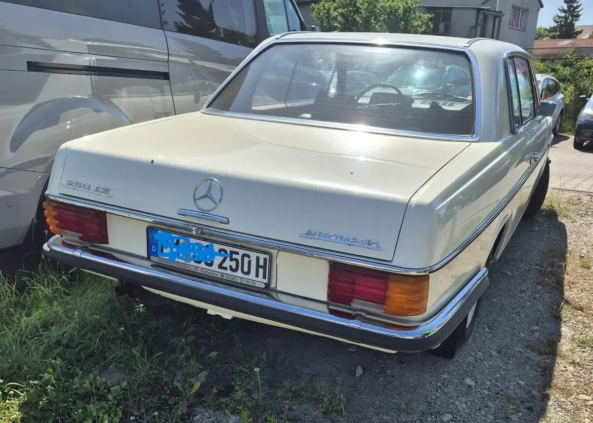 Gebraucht Mercedes W114 150 PS (110 kW) 1971 Weiss Coupé