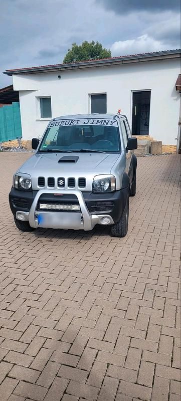 Gebraucht 2010 Suzuki Jimny SUV | 7.900 € (Fairer Preis) - Bild 1/4