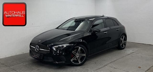 Nachtschwarz Gebraucht 2018 Mercedes A250 Progressive Limousine | 25.860 € (Fairer Preis) - Bild 1/4