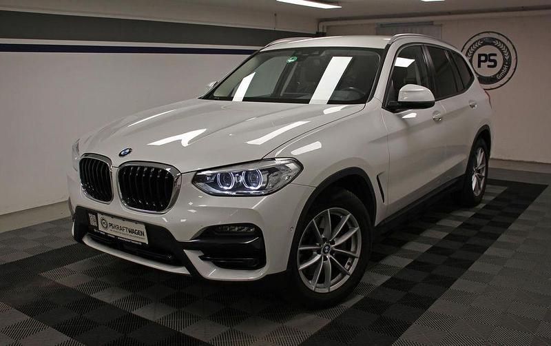 Mineralweiss metallic Gebraucht 2020 BMW X3 Advantage SUV | 31.990 € (Superpreis) - Bild 1/4