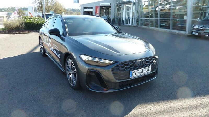 Gebraucht Audi A5 S-Line 204 PS (150 kW) 2025 Daytonagrau perleffekt Coupé