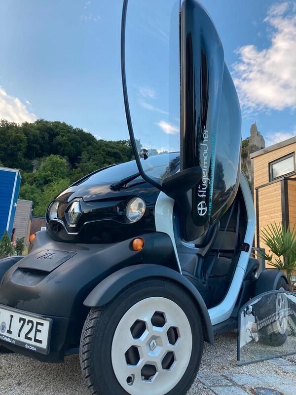 Schwarz Gebraucht 2016 Renault Twizy Kleinwagen | 4.700 € - Bild 1/4