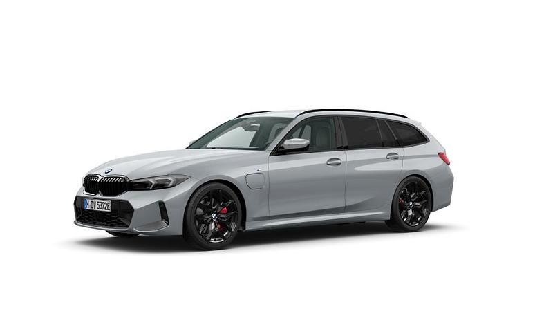 Neu 2025 BMW 330 Comfort Edition Kombi | 65.990 € (Teuer) - Bild 1/3