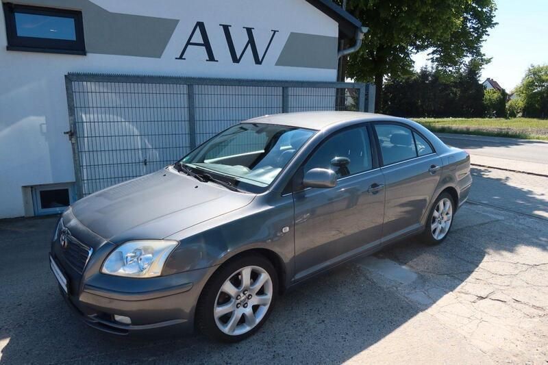Grau Gebraucht 2004 Toyota Avensis Executive Limousine | 2.999 € (Superpreis) - Bild 1/4