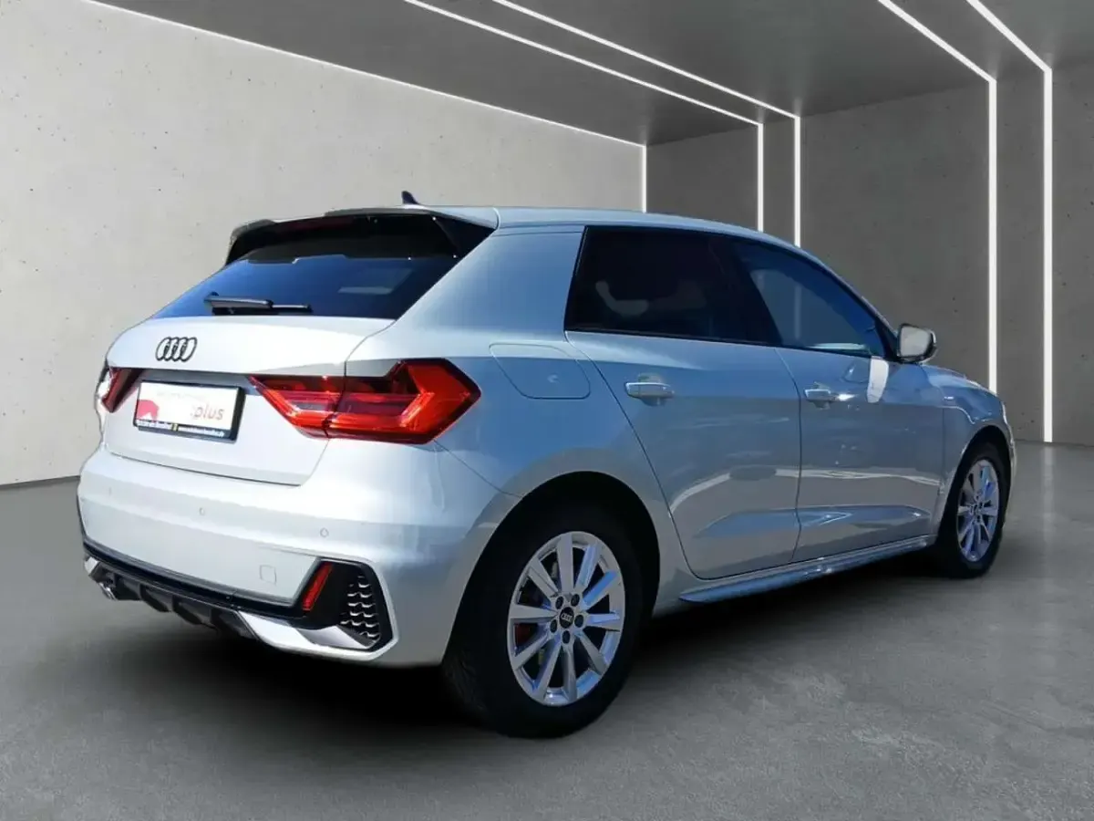 Gebraucht Audi A1 S-Line 207 PS (152 kW) 2025 Tausilber metallic SUV