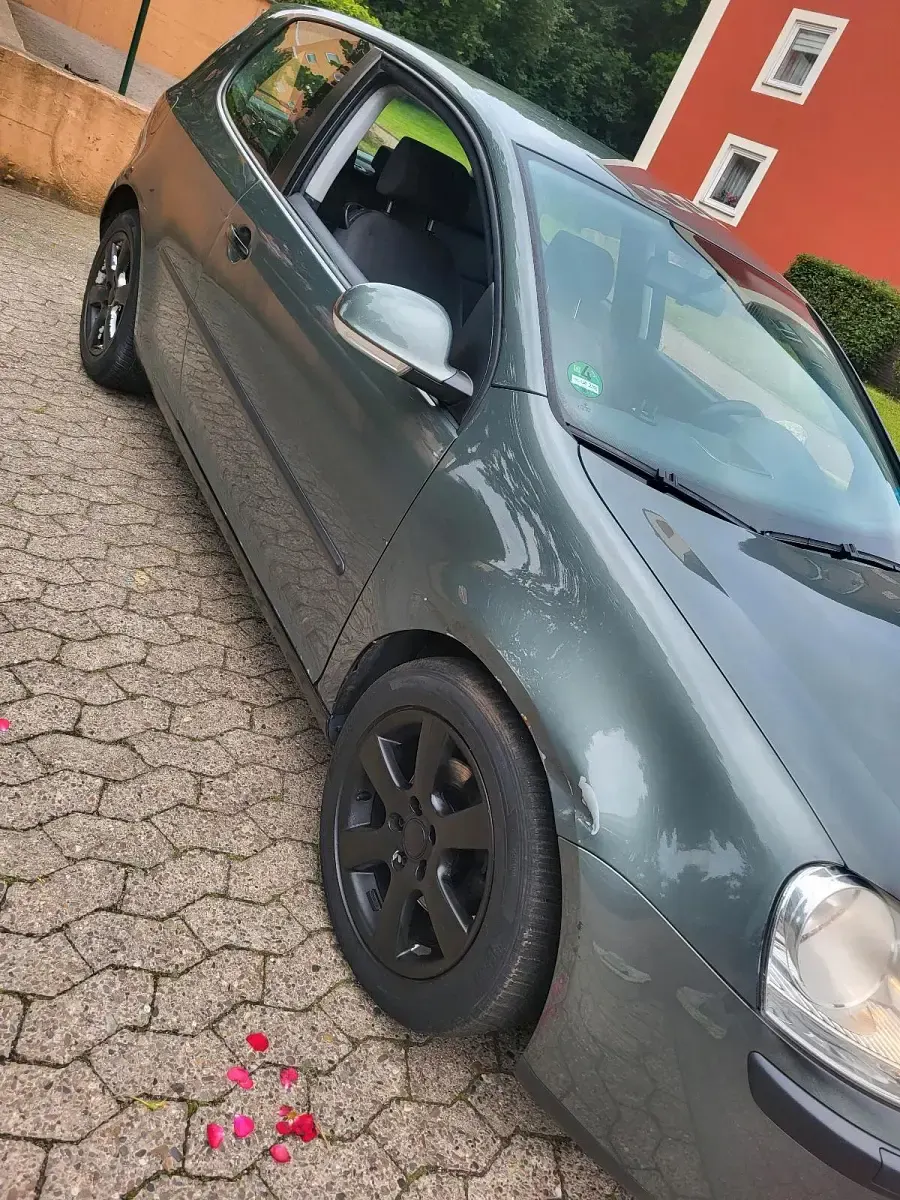 Gebraucht VW Golf IV 90 PS (66 kW) 2005 Grün Limousine