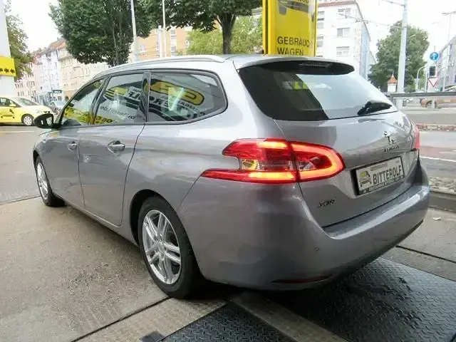 Gebraucht Peugeot 308 SW Active 131 PS (96 kW) 2020 Andere Kombi