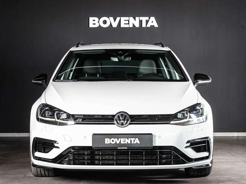Gebraucht VW Golf VIII 300 PS (220 kW) 2020 Pure white Kombi