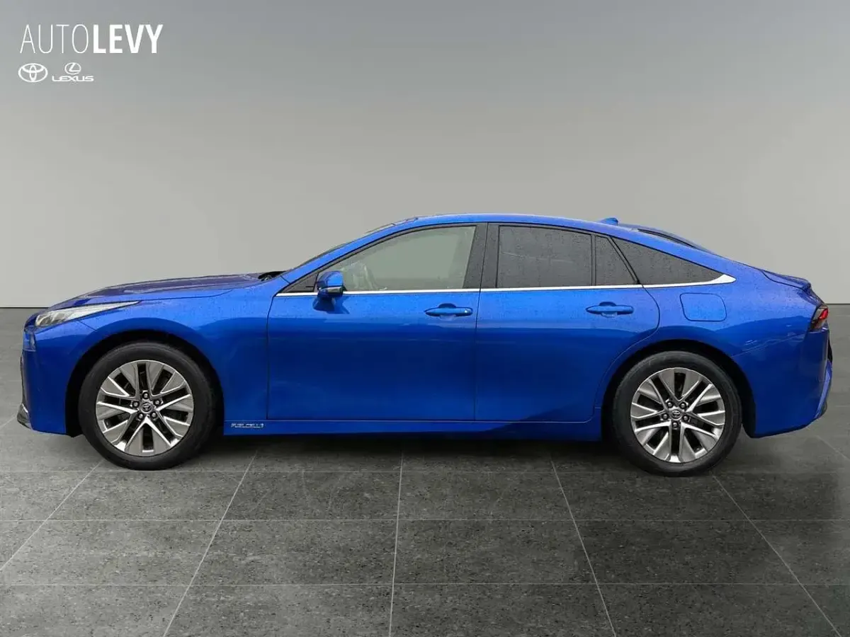 Gebraucht Toyota Mirai Executive 182 PS (133 kW) 2022 Force blue Limousine