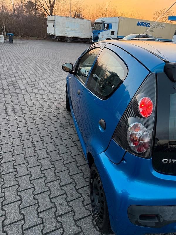 Gebraucht Citroën C1 68 PS (50 kW) 2011 Blau Kleinwagen