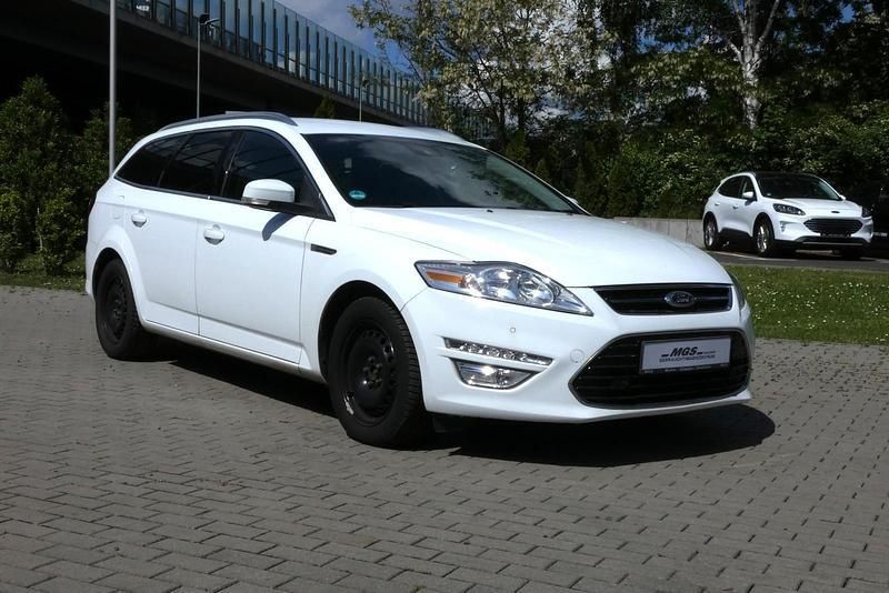 Gebraucht Ford Mondeo Business Edition 160 PS (117 kW) 2014 Frostweiß Kombi
