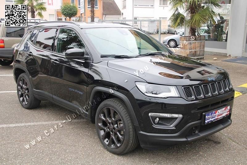 Second-hand Jeep Compass 179 CP (131 kW) 2021 Negru SUV