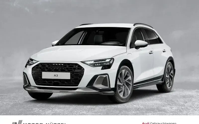 Käytetty Audi A3 Ambiente 204 HP (150 kW) 2025 Sedan