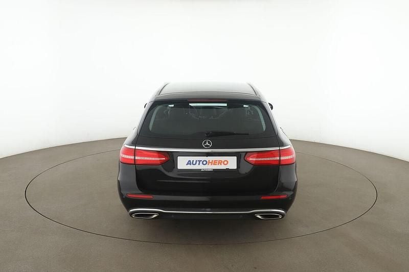 Gebraucht Mercedes E200 Avantgarde 184 PS (135 kW) 2017 Schwarz Kombi