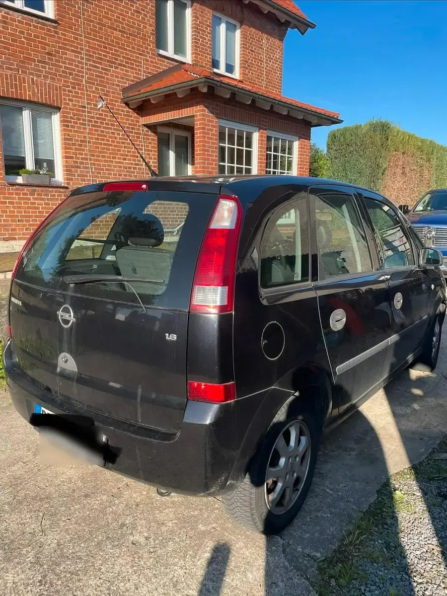 Gebraucht Opel Meriva 97 PS (71 kW) 2004 Schwarz Van / Kleinbus