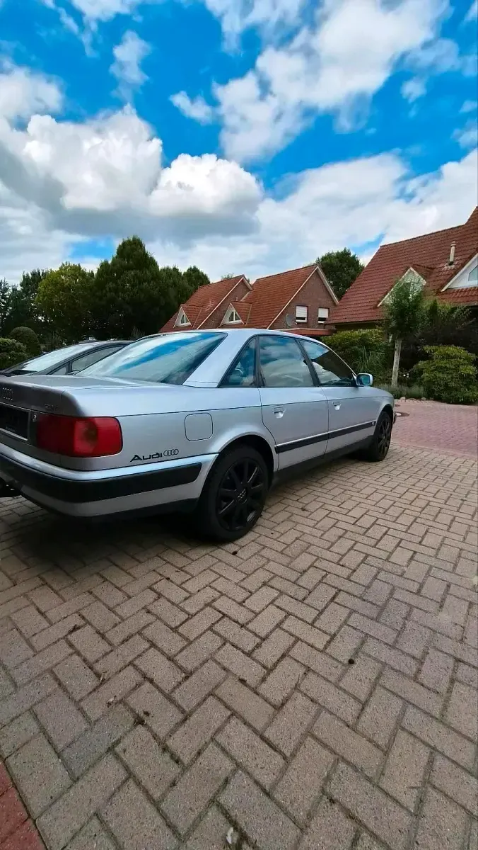 Gebraucht Audi 100 Basis 133 PS (97 kW) 1991 Blau Limousine