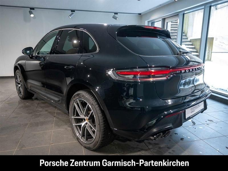 Gebraucht Porsche Macan 265 PS (194 kW) 2024 Schwarz SUV