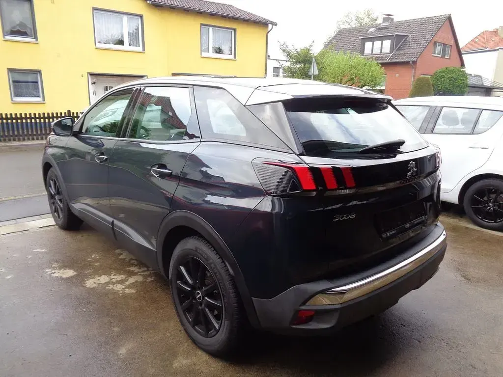 Gebraucht Peugeot 3008 Access 131 PS (96 kW) 2017 Grau SUV