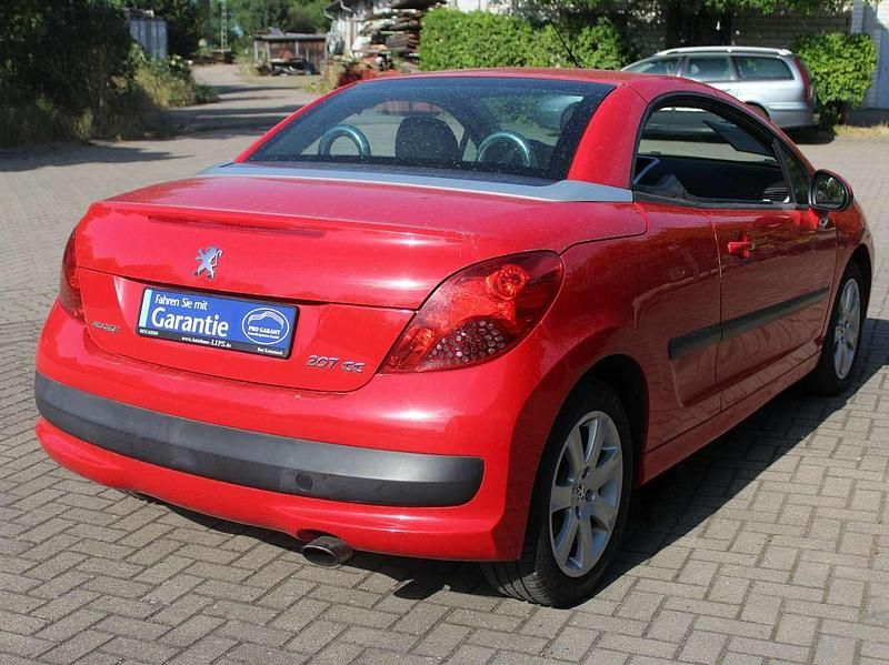 Gebraucht Peugeot 207 Sport 120 PS (88 kW) 2007 Farbe rot aden Cabrio