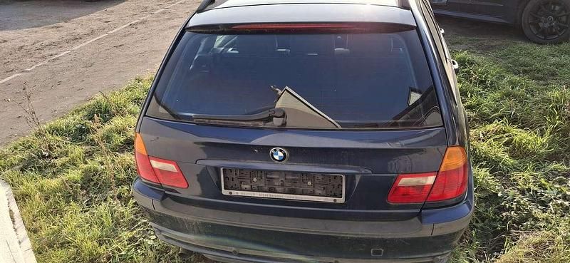 Gebraucht BMW 316 116 PS (85 kW) 2004 Blau Kombi