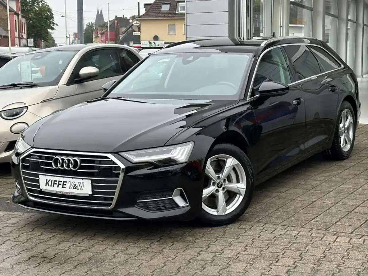 Gebraucht Audi A6 Sport 299 PS (219 kW) 2023 Brillantschwarz Kombi