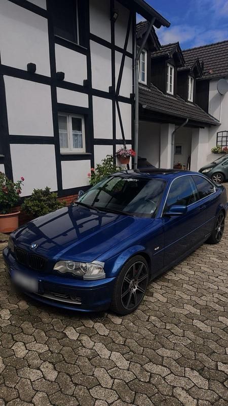 Gebraucht BMW 330 Basis 231 PS (169 kW) 2002 Blau Coupé