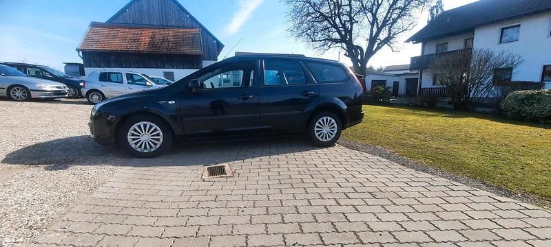 Gebraucht Ford Focus 100 PS (73 kW) 2006 Schwarz Kombi