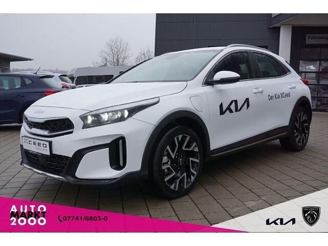 Weiss Neu 2024 Kia XCeed Spirit SUV | 30.990 € (Etwas zu teuer) - Bild 1/4