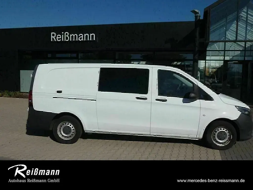 Gebraucht Mercedes Vito 136 PS (100 kW) 2018 Arktikweiss Van