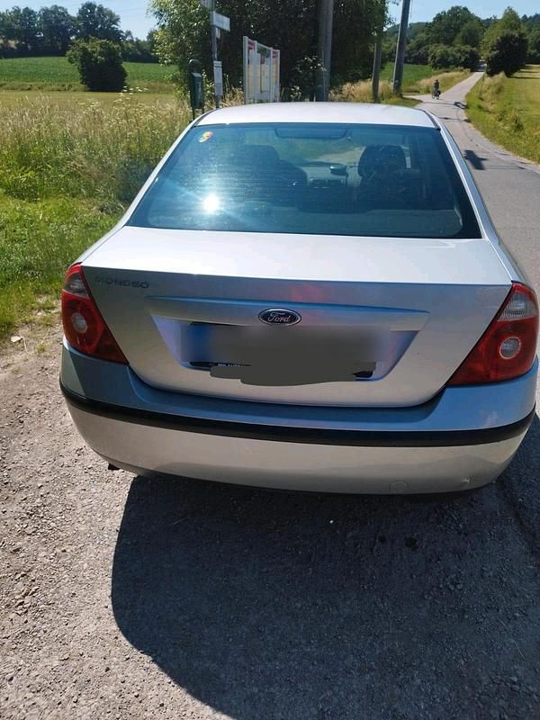 Gebraucht 2005 Ford Mondeo Ghia Limousine | 1.300 € (Guter Preis) - Bild 1/4