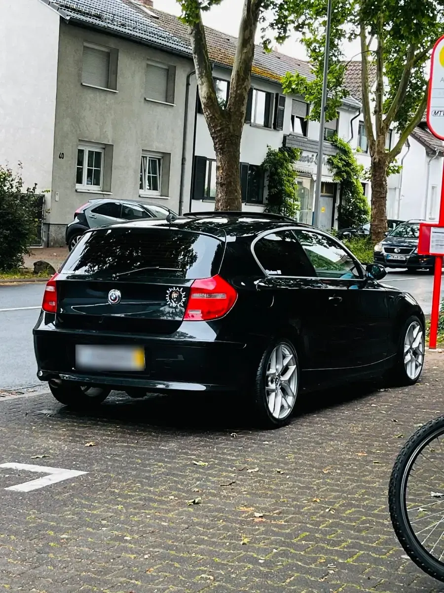 Gebraucht BMW 118 Coupé 143 PS (105 kW) 2009 Schwarz Coupé