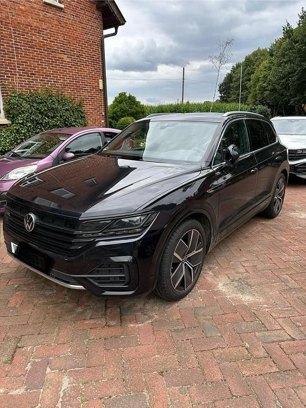 Schwarz Gebraucht 2022 VW Touareg Elegance SUV | 45.000 € (Guter Preis) - Bild 1/4