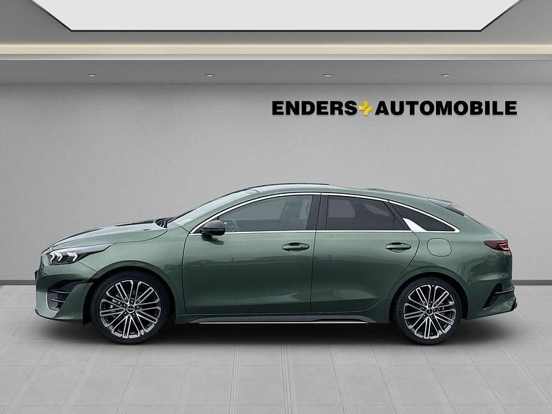 Exg) experience green met. (gruen Neu 2025 Kia ProCeed GT-Line Kombi | 30.980 € - Bild 1/4
