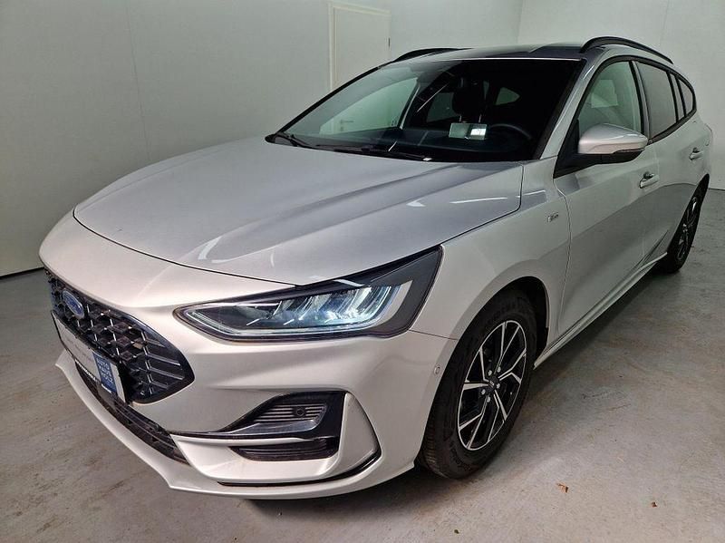 Silber Gebraucht 2023 Ford Focus ST-Line X Kombi | 23.850 € (Fairer Preis) - Bild 1/4