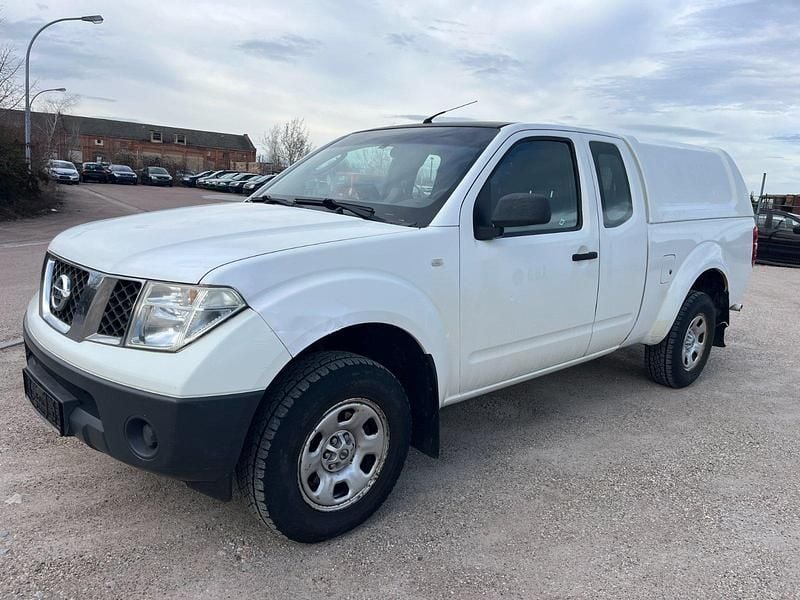 Gebraucht Nissan Navara 171 PS (125 kW) 2007 Weiß Pickup