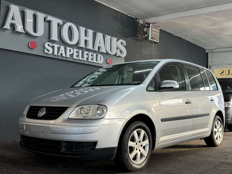 Silber Gebraucht 2003 VW Touran Van / Kleinbus | 4.490 € (Etwas zu teuer) - Bild 1/4