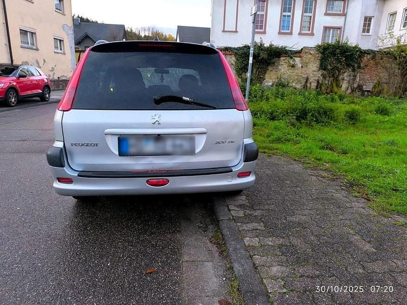 Gebraucht Peugeot 206 75 PS (55 kW) 2004 Grau Kombi