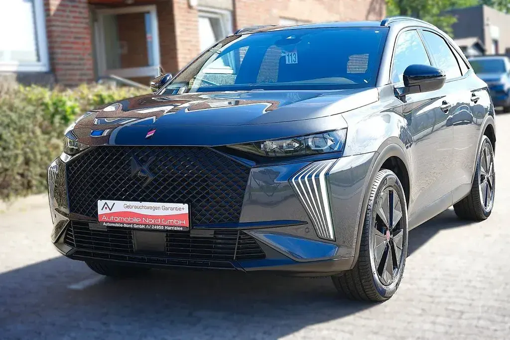 Gebraucht DS Automobiles DS7 Crossback Performance Line Plus 131 PS (96 kW) 2024 Grau SUV