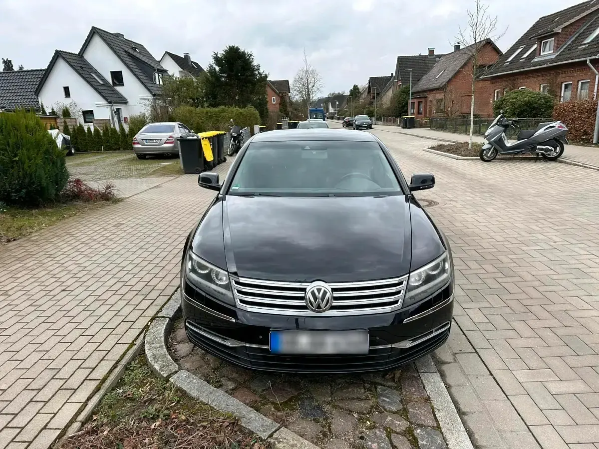 Gebraucht VW Phaeton 245 PS (180 kW) 2013 Schwarz Limousine