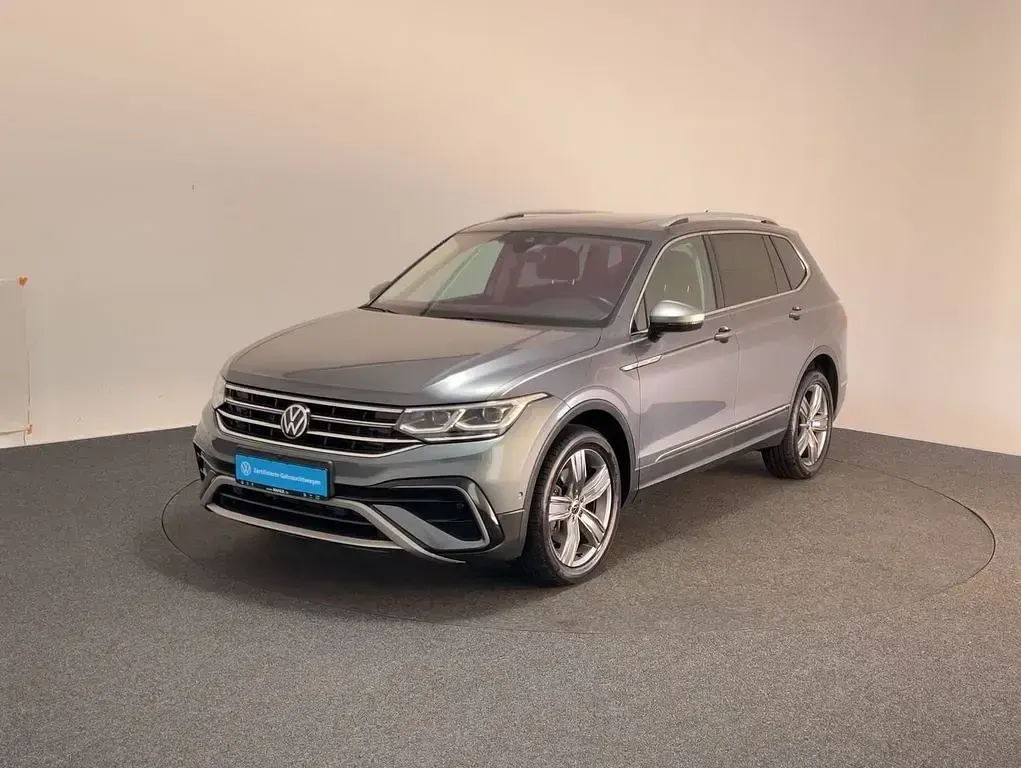 Gebraucht VW Tiguan Allspace Elegance 245 PS (180 kW) 2022 Grau SUV
