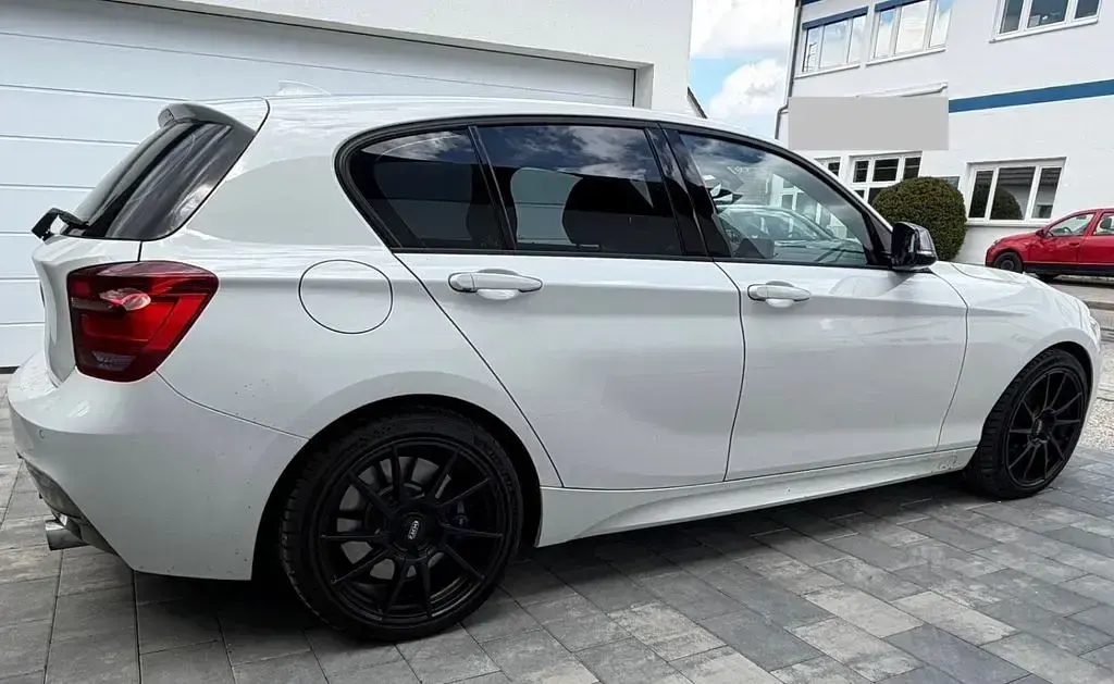 Usata BMW 135 Efficient Dynamics 320 CV (235 kW) 2013 Bianco Utilitaria