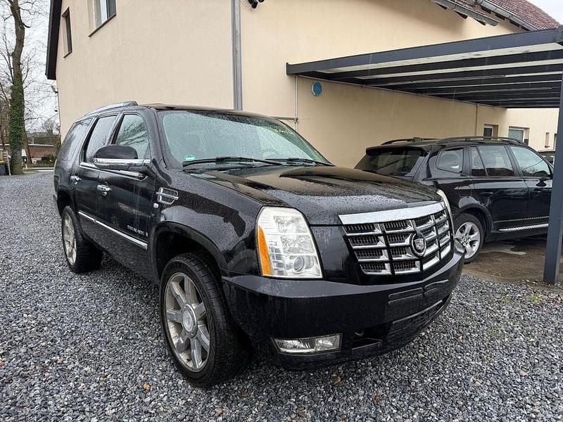 Gebraucht Cadillac Escalade 409 PS (300 kW) 2007 Schwarz SUV